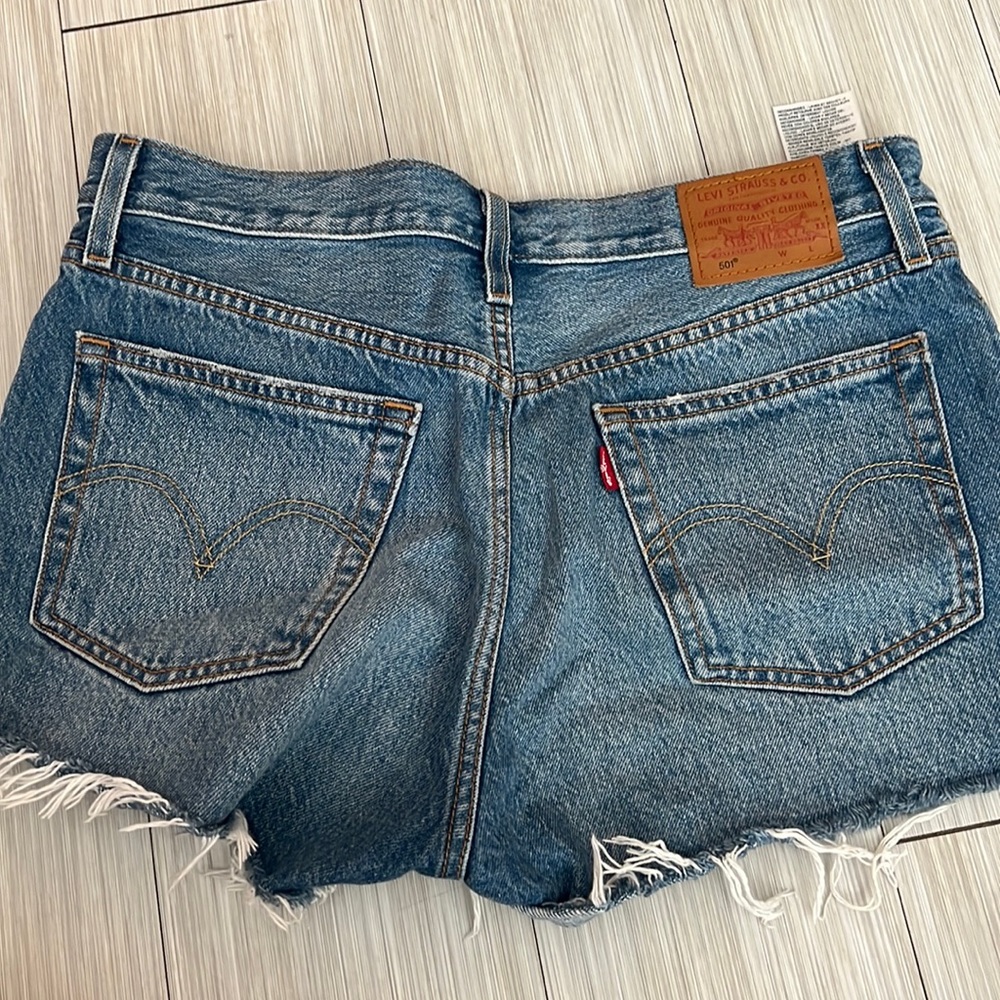 Levi’s 501 cut off jeans shorts good condition